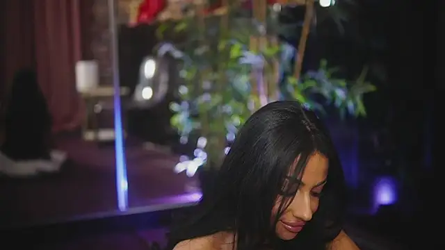 دردشة VanessaVosss الجنسية المباشرة
