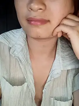 Cute-Sexyy Show Webcam