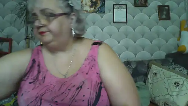 Show de MarinaFarina53 na webcam