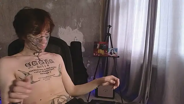 Emo___boy – webcam-show