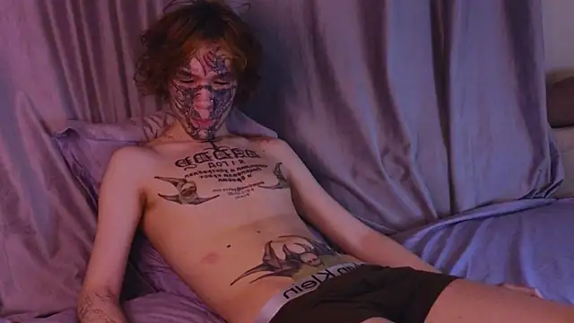 Emo___boy Webcam Show