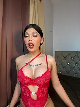 DanikaLovve Webcam show
