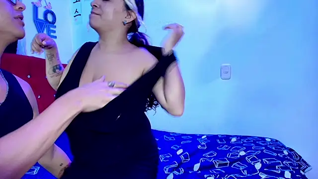 Husbands_Horny2_0 webkamerás műsora