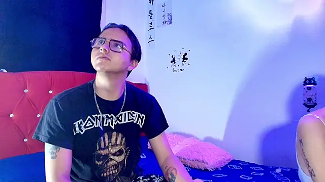 Husbands_Horny2_0 – Live XXX-chat