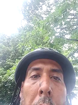 Show modela Mikeyjoe2840 na web-kameri