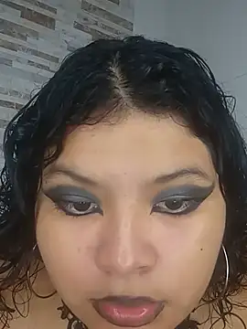 WickedLemon Adlı Modelin Canlı Sohbet Odası
