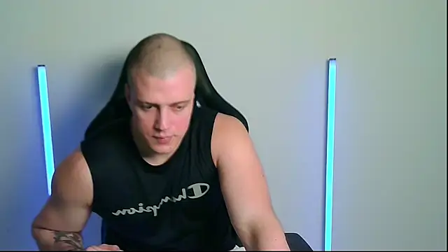 Bigbaald 网络视讯表演