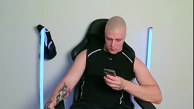 Bigbaald: вебкам-шоу