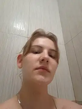 mooniekiss' Live XXX Chat