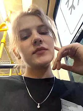 mooniekiss' Live XXX Chat