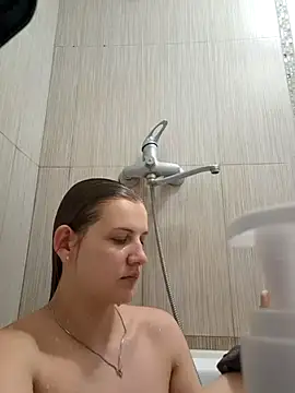 mooniekiss Chat XXX in diretta