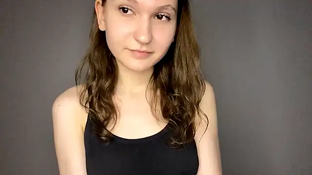 AlmetaHafley Adlı Modelin Canlı XXX Sohbeti