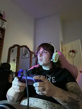femoid Live Chatraum