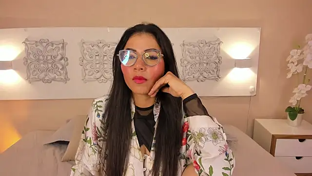 anastasiagreymist_ élő XXX-chatje