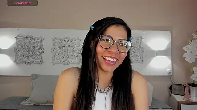 anastasiagreymist_ Adlı Modelin Canlı XXX Sohbeti
