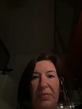 lilita21: απευθείας συνομιλία ΧΧΧ