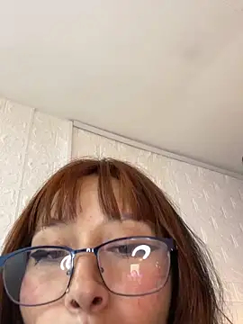 Czat XXX na żywo – meganvixi_