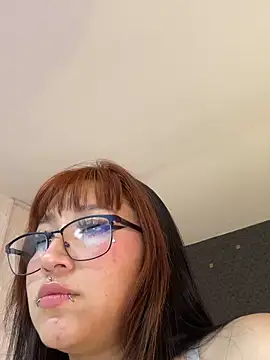 Webkamerová show meganvixi_