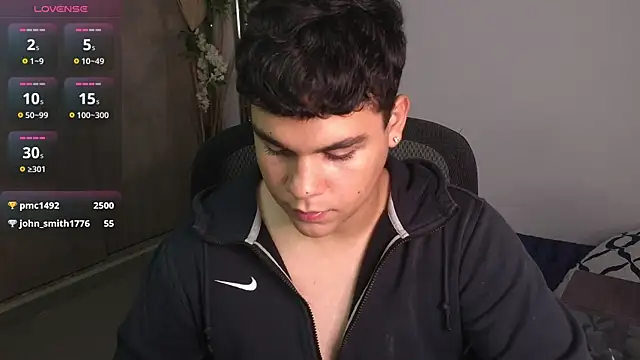 Show de eithan_jonnes_ na webcam