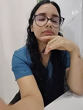 Show de alanahot94 na webcam