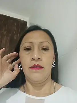 Vely_n Live XXX chat