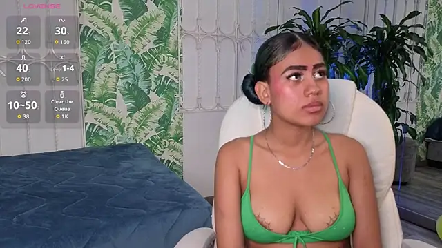 baby_julieta00 – Live XXX-chat