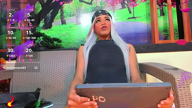 Deivelys Show in webcam