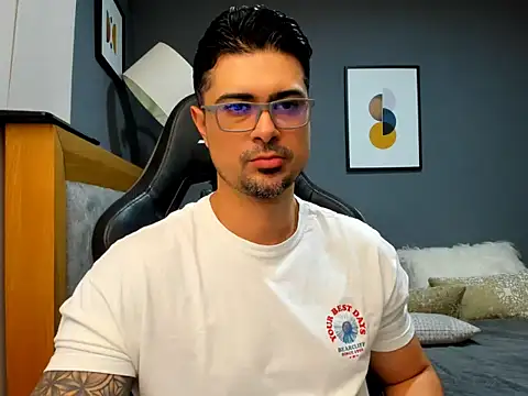 ZEI-001 Webcam Show