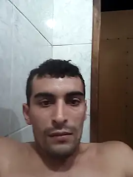 lucaspauzudo Show in webcam