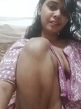 Show modela annuma22 na web-kameri