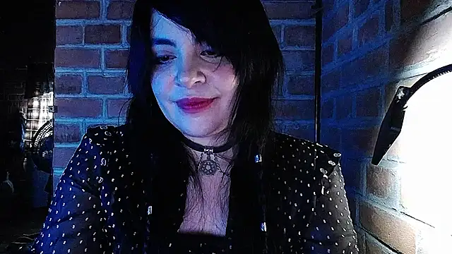 DarkRoseUwU Webcam Show