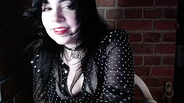 הופעת וובקאם של DarkRoseUwU