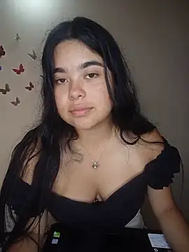 MiiaHott_W Chat XXX in diretta