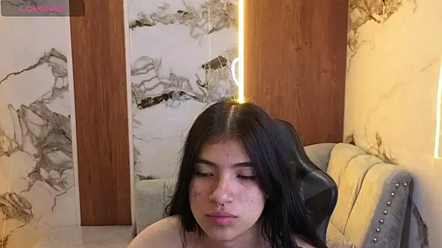 Chat XXX Live alesia_v_v