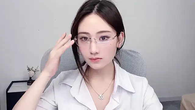 _222Mia 网络视讯表演