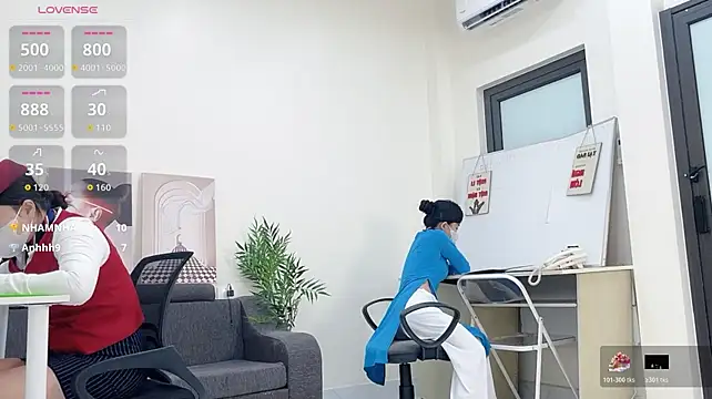 Mono-StewardessMysa Webcam Show