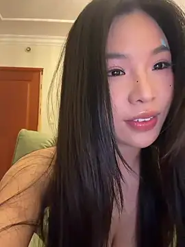 yy22111 在線直播表演