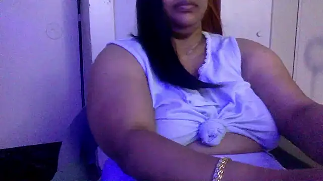 Fetiishjoiqueen's Webcam Show