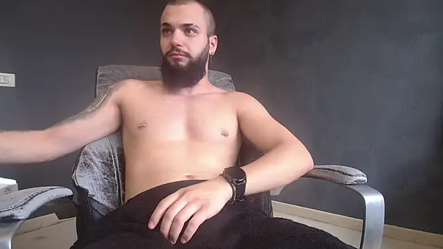 OscarWillss Show in webcam