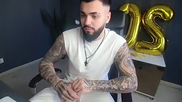 OscarWillss: απευθείας συνομιλία ΧΧΧ