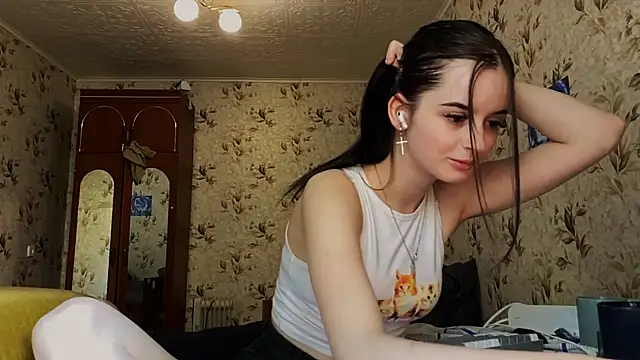 MilanaLush webcam show