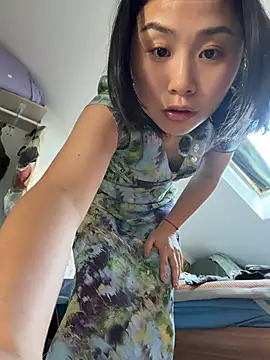 Iridessa- 在線直播表演