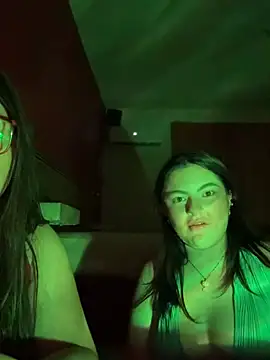 sol_intimos Show in webcam