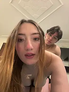 Valery_Salmons Show in webcam