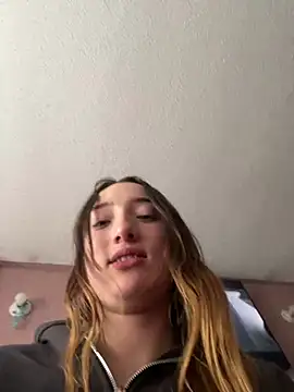 Valery_Salmons Show Webcam