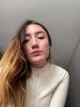 Pertunjukan Kamera Web Valery_Salmons