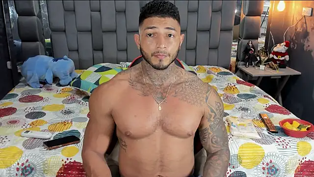 JackMclain Pertunjukan Webcam
