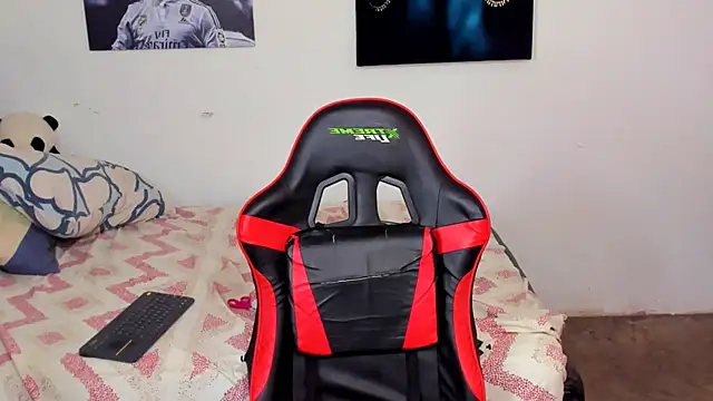 JackMclain Pertunjukan Webcam