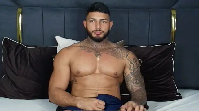 JackMclain Pertunjukan Webcam