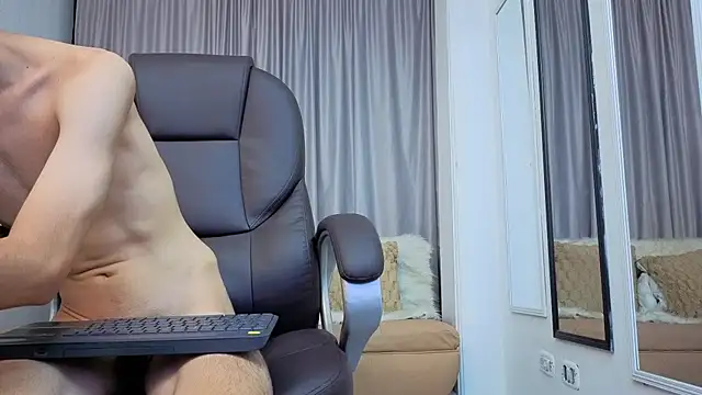Caled_Saenz's Webcam Show